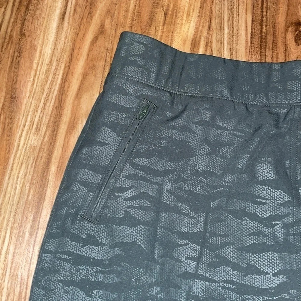 Orvis women’s skort large 12 14 skirt shorts green grey pattern quick dry travel - Picture 2 of 9